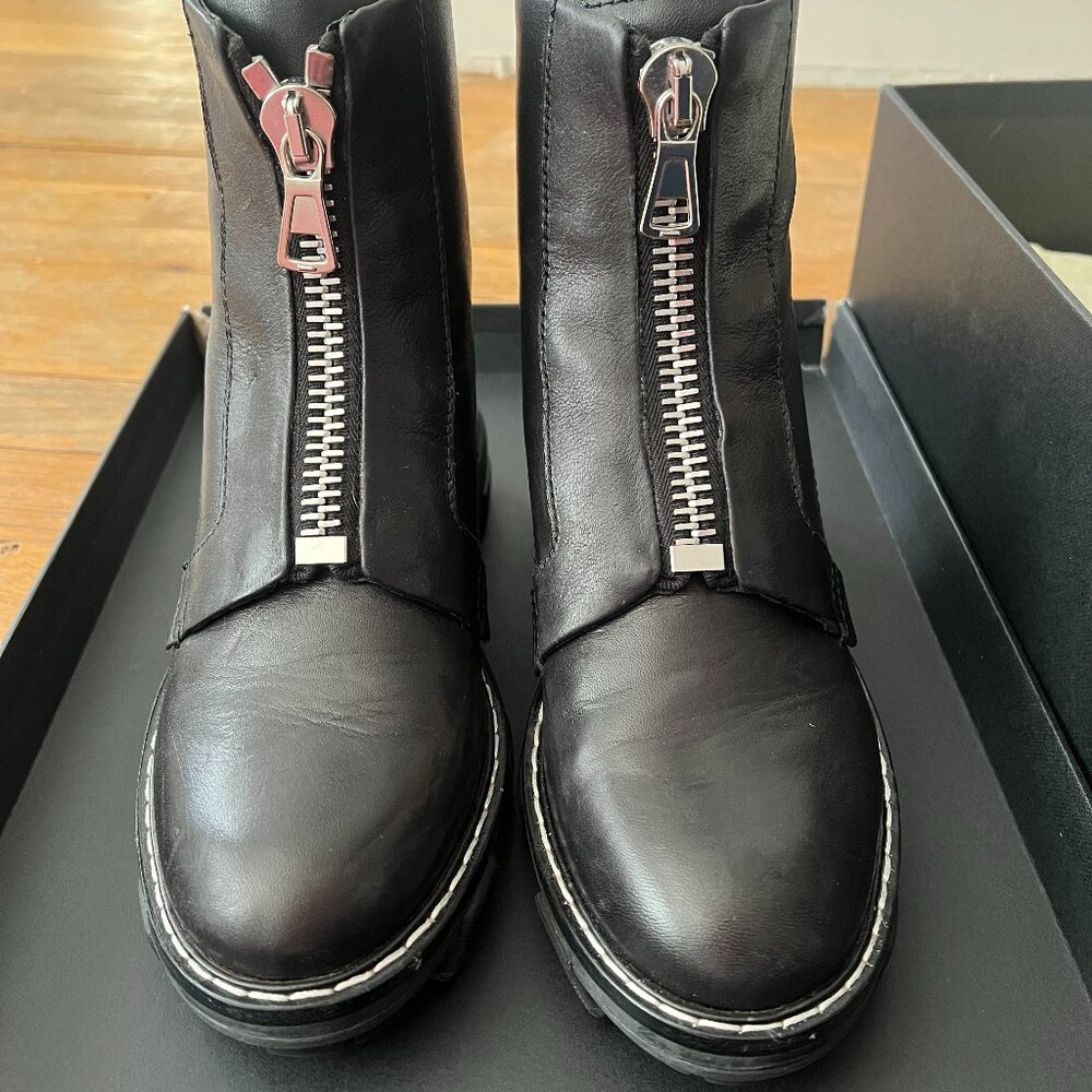 Rag & Bone "Shiloh" Black Leather Zip front Combat Boots 37 7 Retail $595